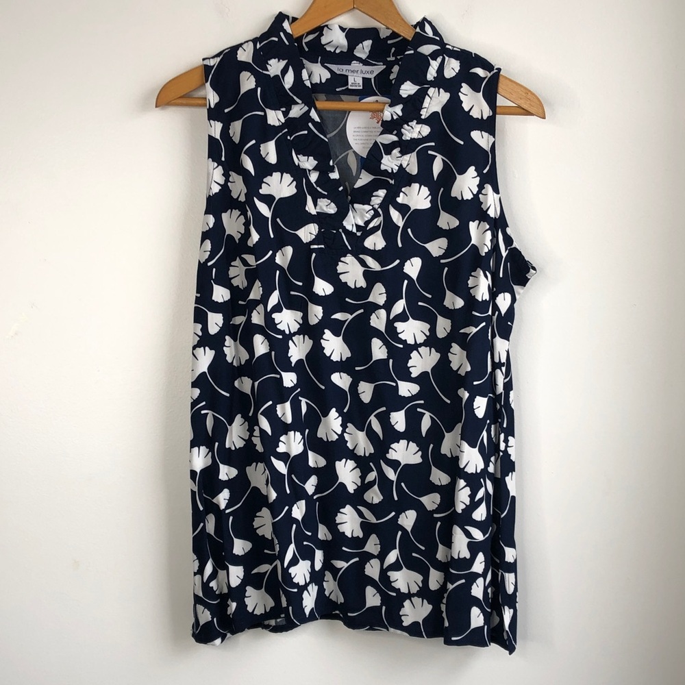 La Mer Luxe St Augusta Navy and White Floral Sleeveless V-Neck Top